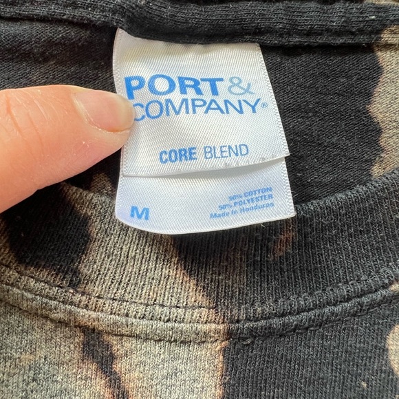 Repurposed bleached tee Mulan Jr play - Picture 3 of 3